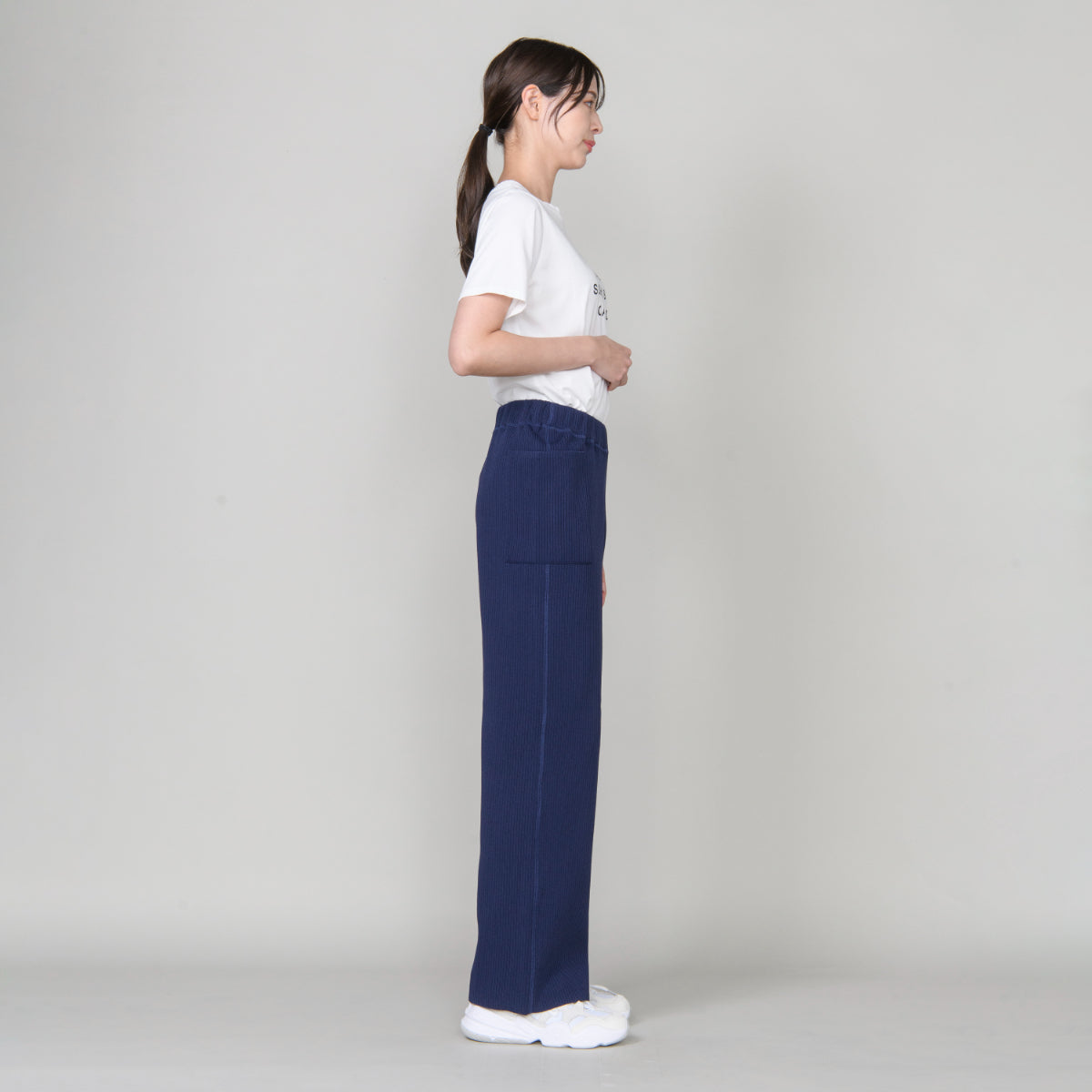 リブニットパンツ