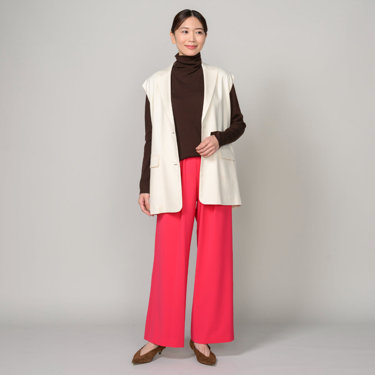 バックデザインジレ