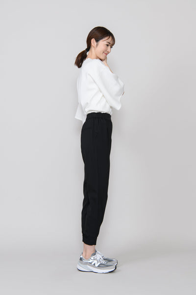 後リブテーパードパンツ