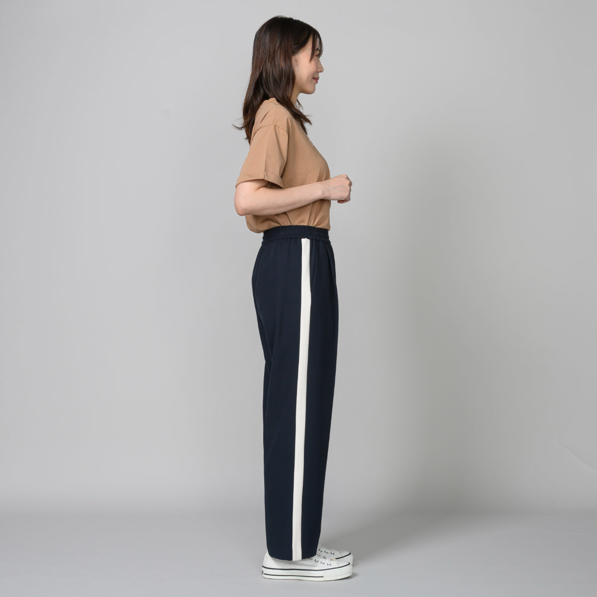 同素材切替ライン入りパンツ
