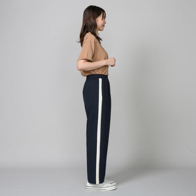 同素材切替ライン入りパンツ