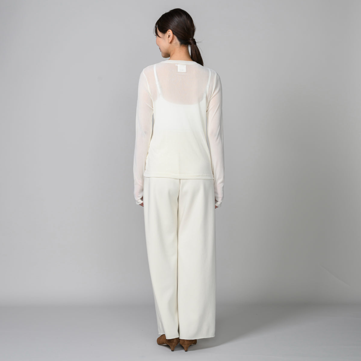 サムホール付きシースルーロングTシャツ