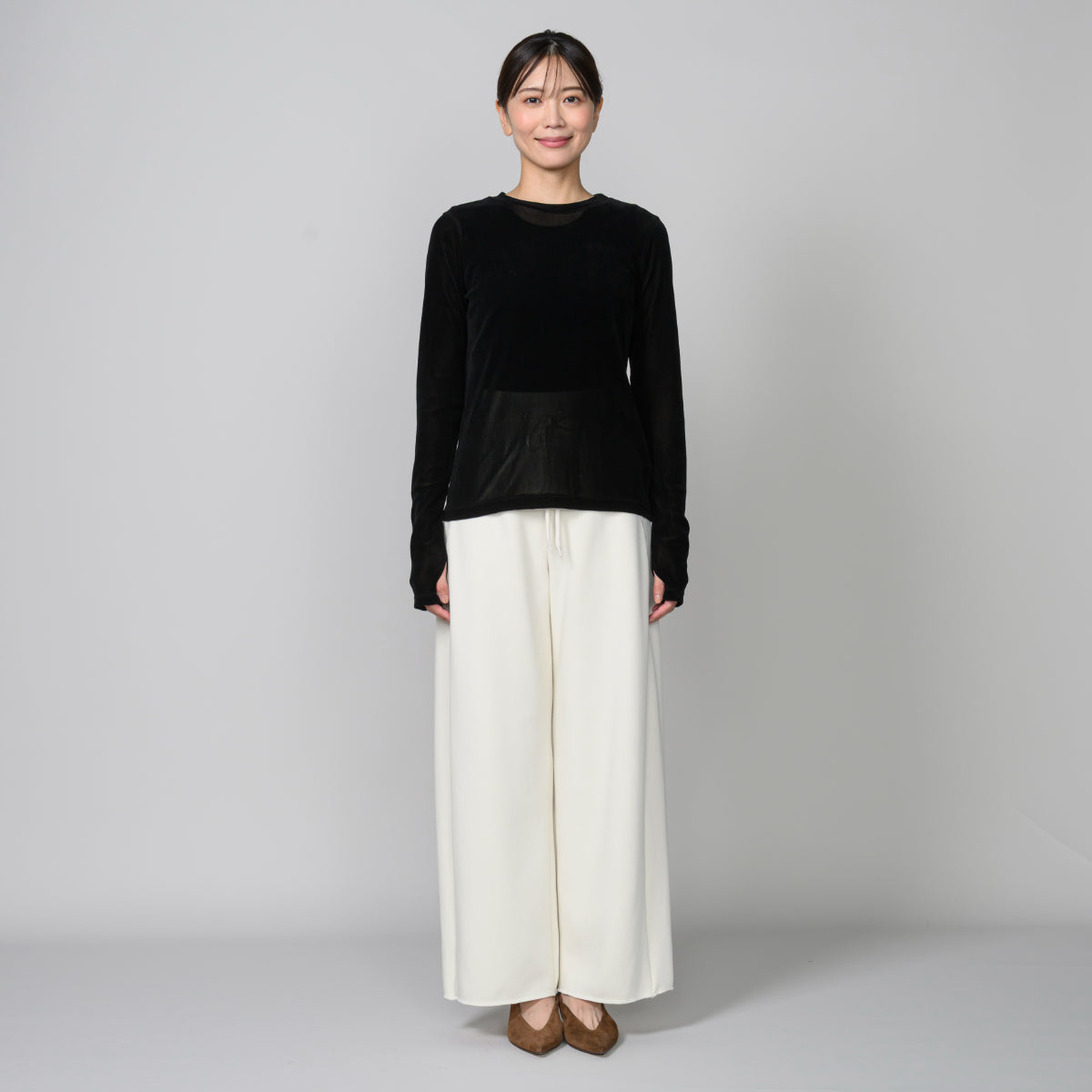 サムホール付きシースルーロングTシャツ