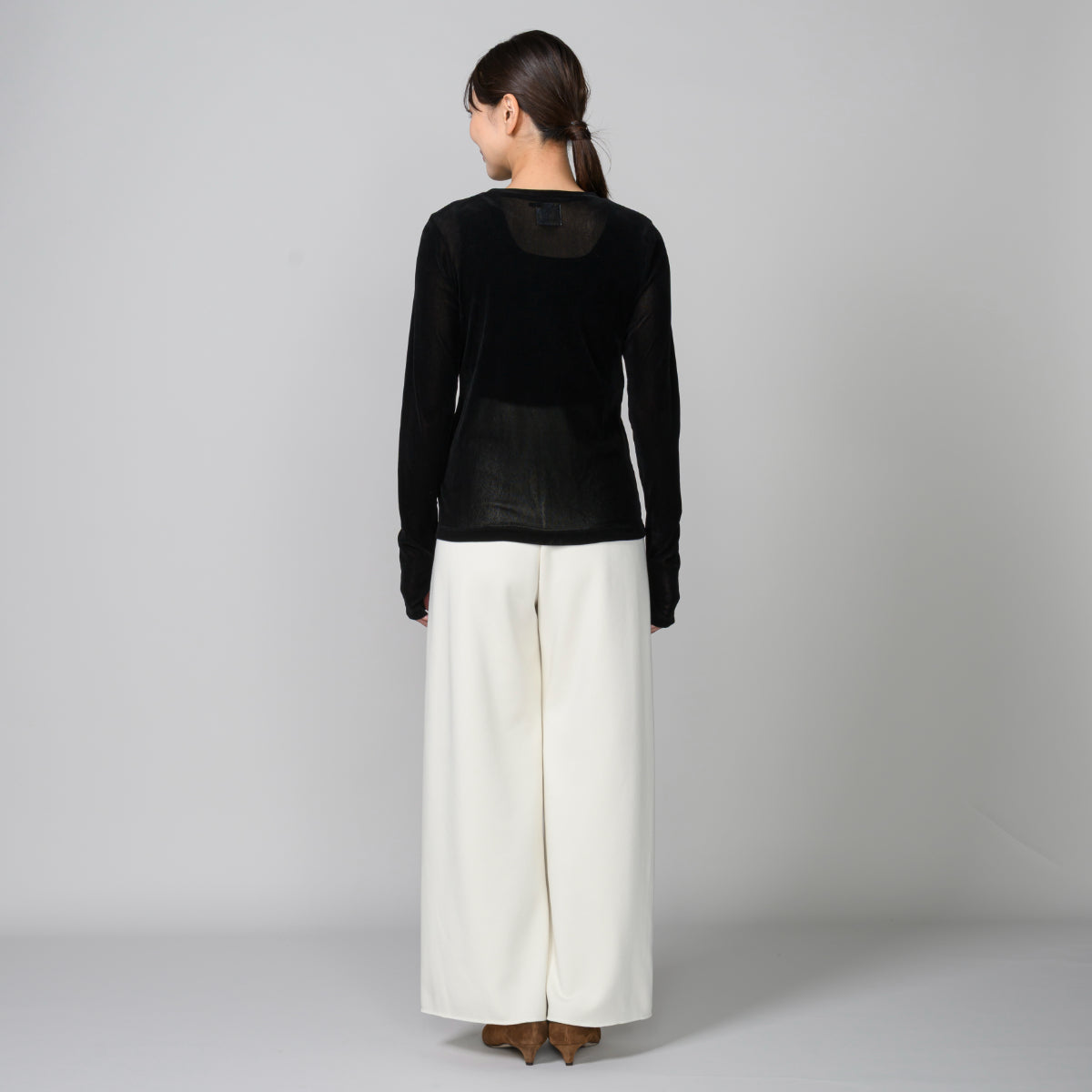 サムホール付きシースルーロングTシャツ