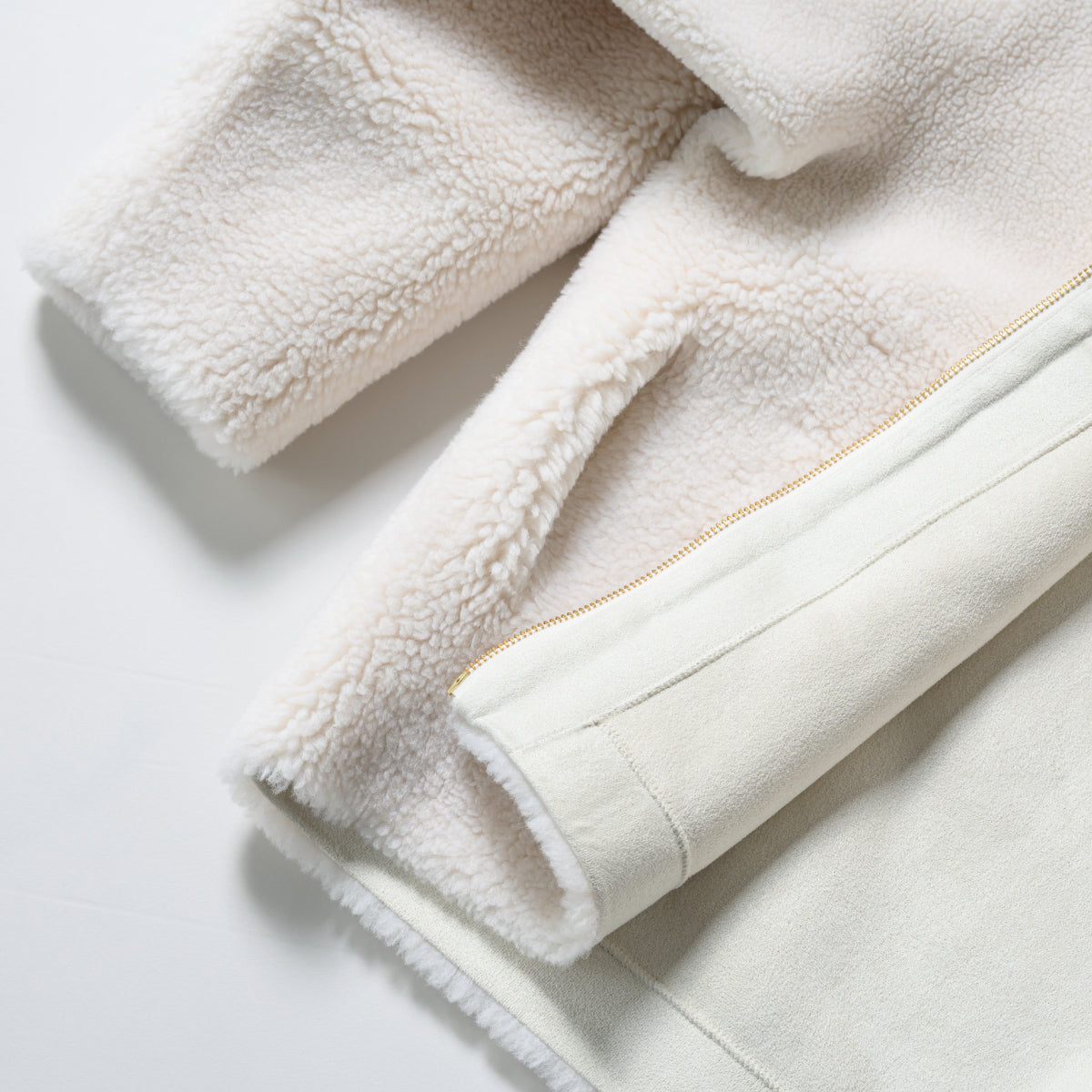 リバーシブルフェイクムートン